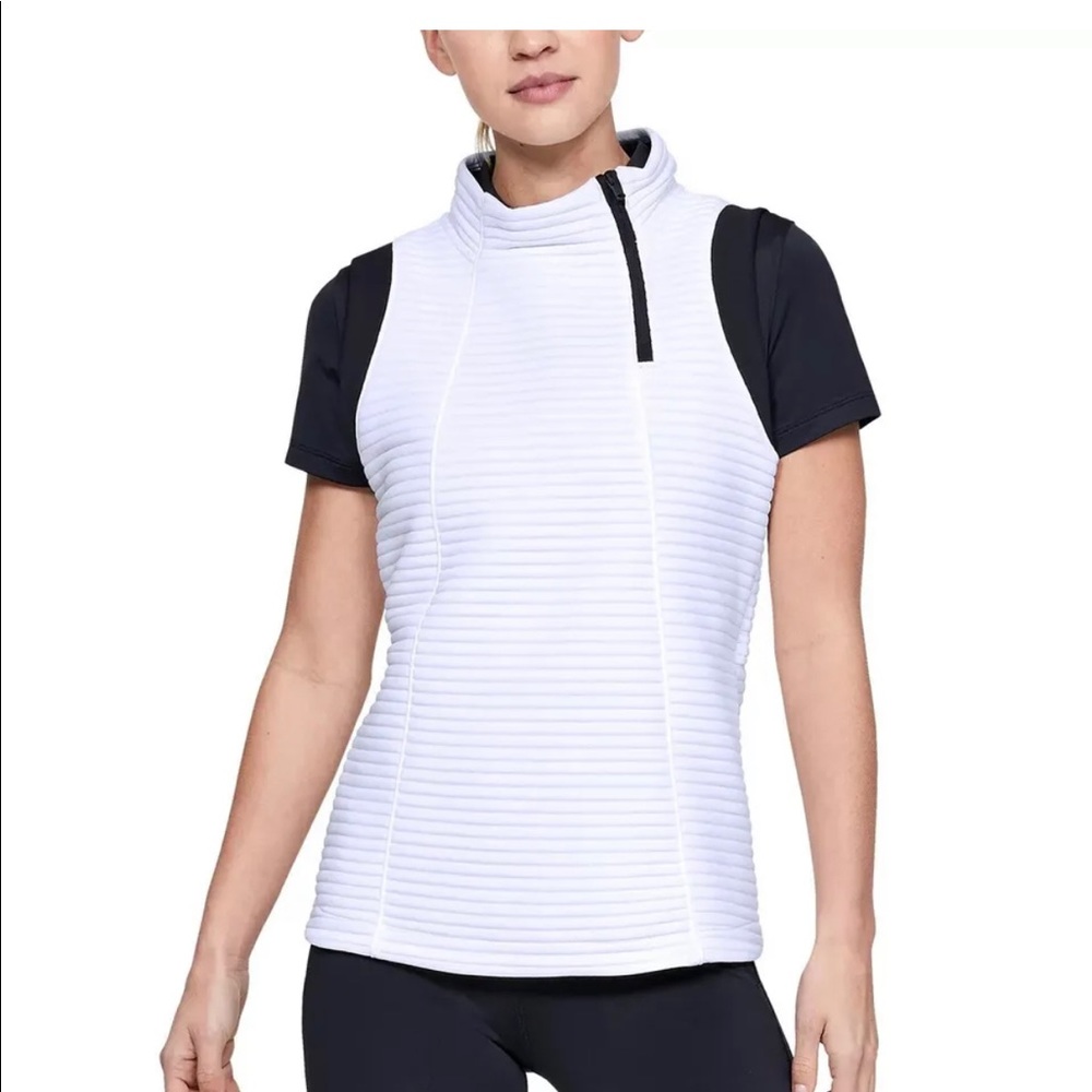 Women's Under Armour storm daytona vest.